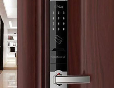 龙湖24小时上门开锁公司